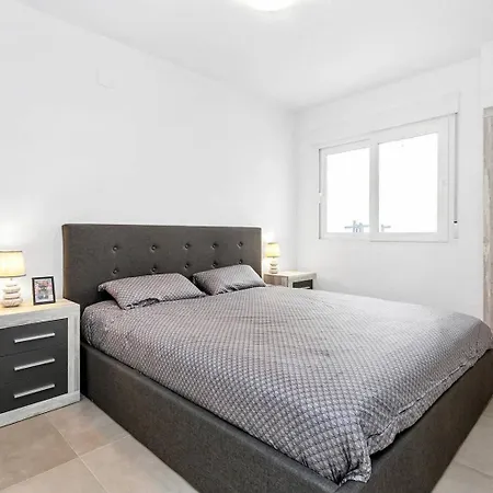 Hawk شقة تورّيفيِخا